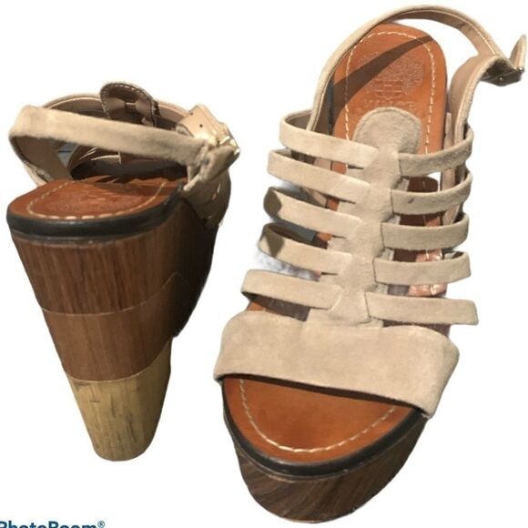 Vince Camuto Wedges    - Picture 2 of 5